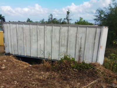 40ft Box Truck Container on chassis